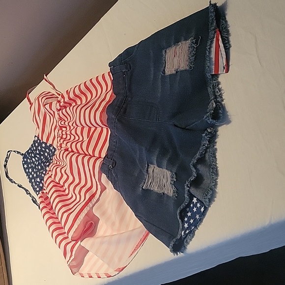 unbranded Other - Girls halter top and shorts set.